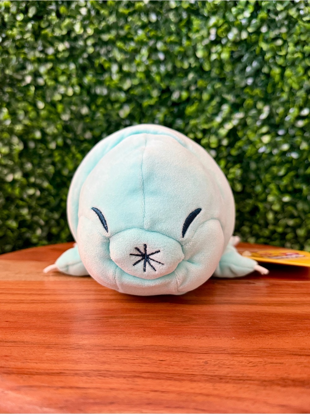 Zuru Hug-A-Lumps Sage the Sea Bear Weighted Plush - Picture 6 of 6